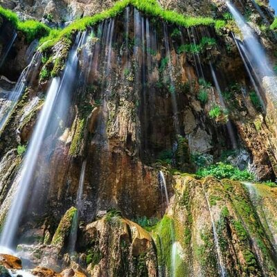 آبشار مارگون شیراز ماری در دل طبیعت + فیلم