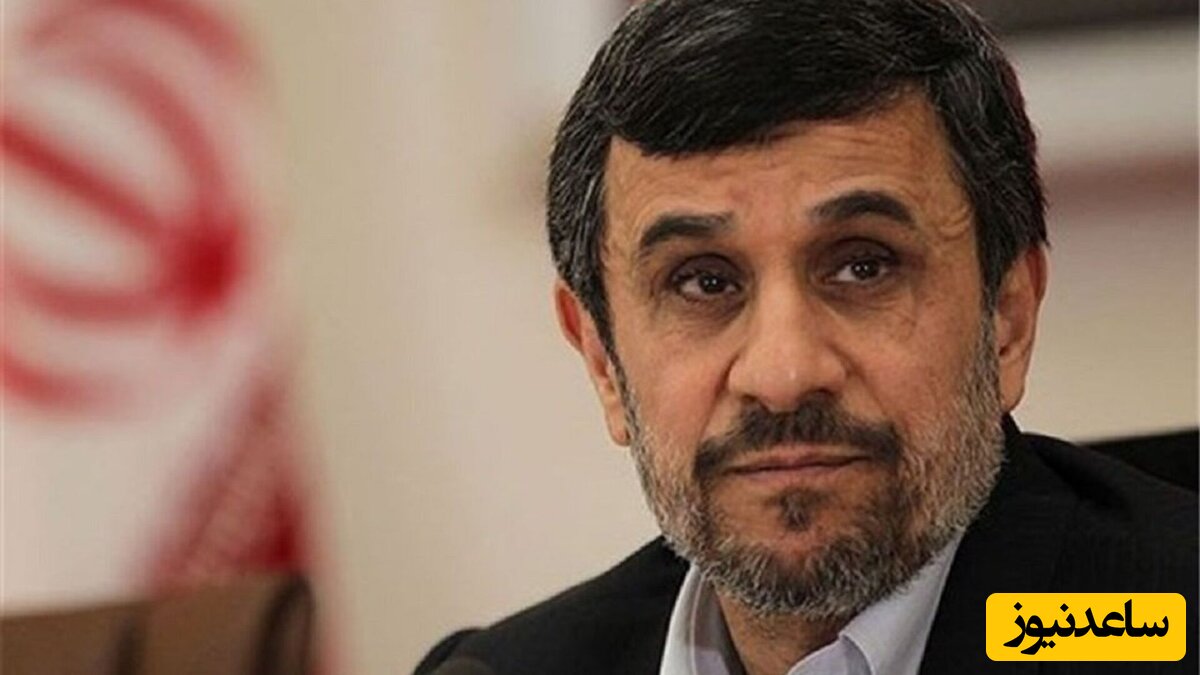 لحظه پر استرس احمدی نژاد در حال پس گرفتن پاسپورتش+عکس