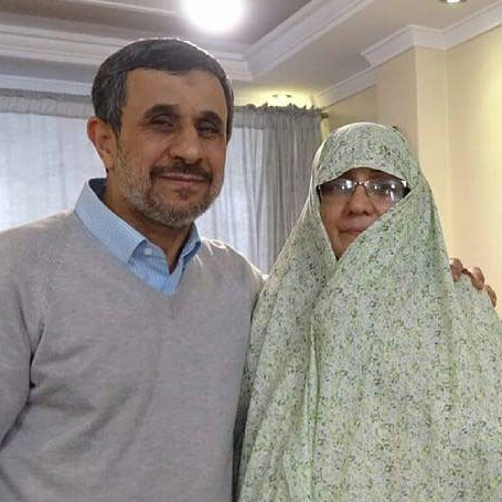 محمود احمدی نژاد و همسرش