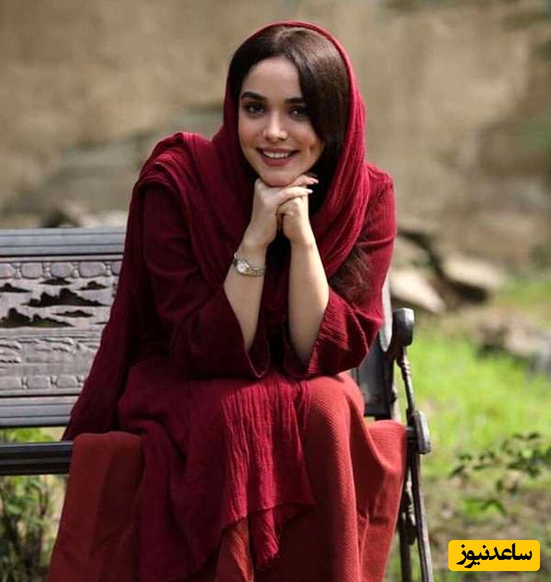 استایل شیک و به روز سارا باقری ، مائده ی سریال افرا😍
