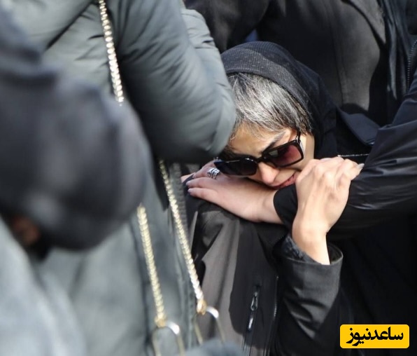 ضجه های تلخ نیلوفر شهیدی در مراسم ختم پدرش «اسفندیار شهیدی» به گوش ملکوت رسید/ حضور دسته جمعی هنرمندان برای بدرقه هنرمند کشورمان به خانه ابدی
