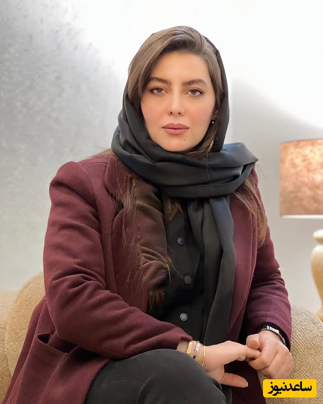 نگاهی به چیدمان منزل هدیه بازوند «روژان سریال نون خ» /ساز دستی کالیمبا، گل سانسوریا و شفلرا، شمع، پرده های دورنگ و...