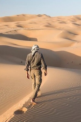 ببینید؛ لحظه معجزه‌آسای پیدا شدن مرد گمشده در بیابان بعد از 5 روز بدون آب و غذا / خدا بهش رحم کرد