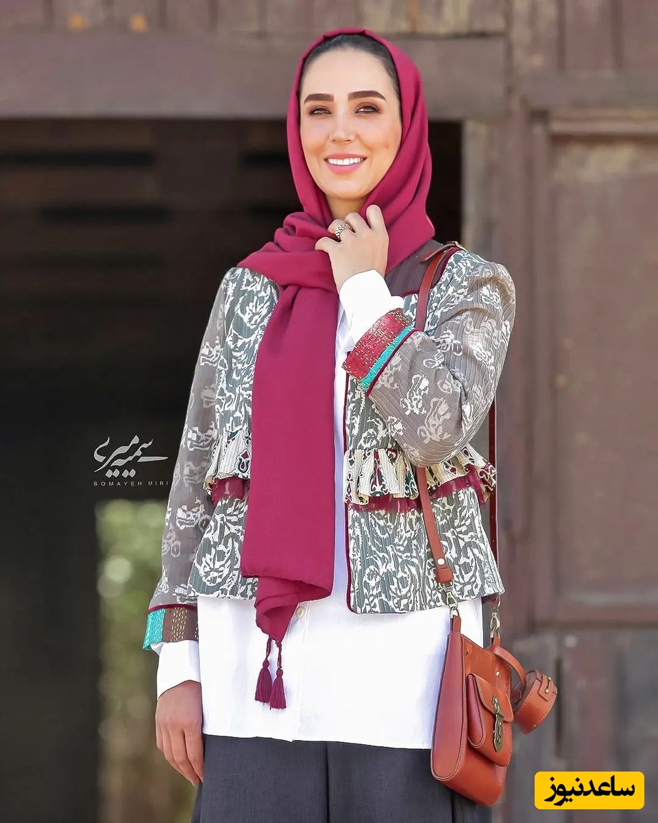 القای حس ناراحتی شدید به سوگل طهماسبی با گریم عالی و عینک گرد/ عمق ناراحتیش چقدر خوب حس میشه....