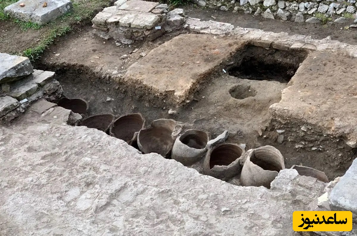 گنج سکه‌ های مخصوص امپراتور بعد از 1700 سال در زیر یک ستون پیدا شد