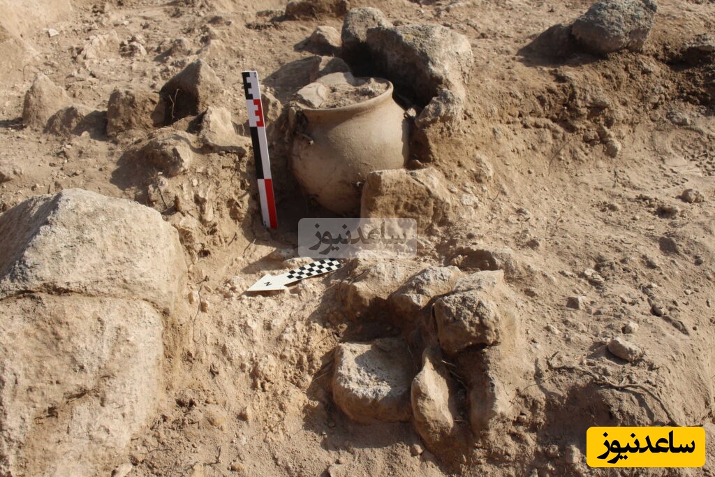 تدفین از نوع سوزاندن مردگان از نیمه نخست قرن هفتم پیش از میلاد که در جریان بررسی‌های باستان‌شناسی کشف شد