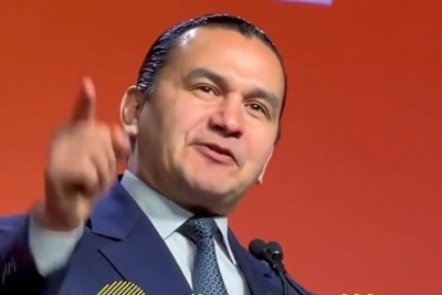 فریاد سیاستمدار کانادایی علیه جنگ در ایران: بگذارید همان طبقه اپستین در جنگ اپستین بمیرند!+فیلم