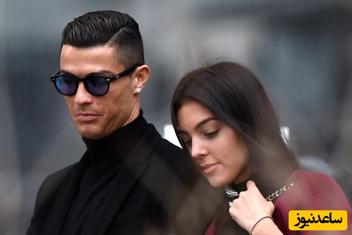 عکس جورجینا در ساحل