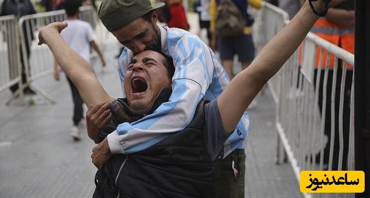 (عکس) نگاهی به حضور میلیونی مردم در مراسم تشییع باشکوه مارادونا، ابرستاره فوتبال در اروپا/ اسطوره‌ای که برخلاف وصیتش جسدش مومیایی نشد!