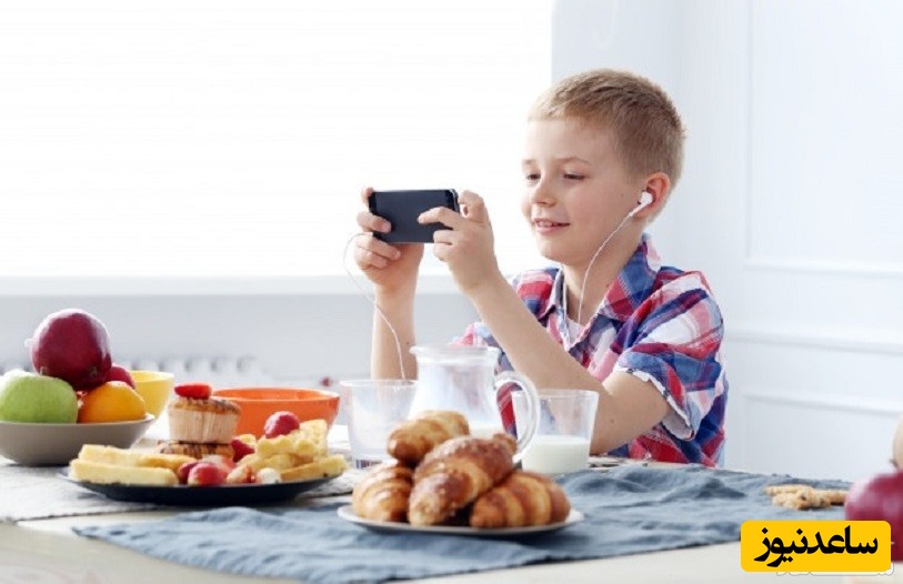 با اعتیاد کودکان به تلفن همراه چه کنیم؟