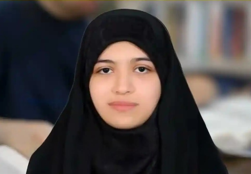 (ویدئو) رتبه یک کنکور انسانی راز موفقیتش را فاش کرد؛ فرمول سه‌گانه زهرا شمسایی برای رسیدن به اوج