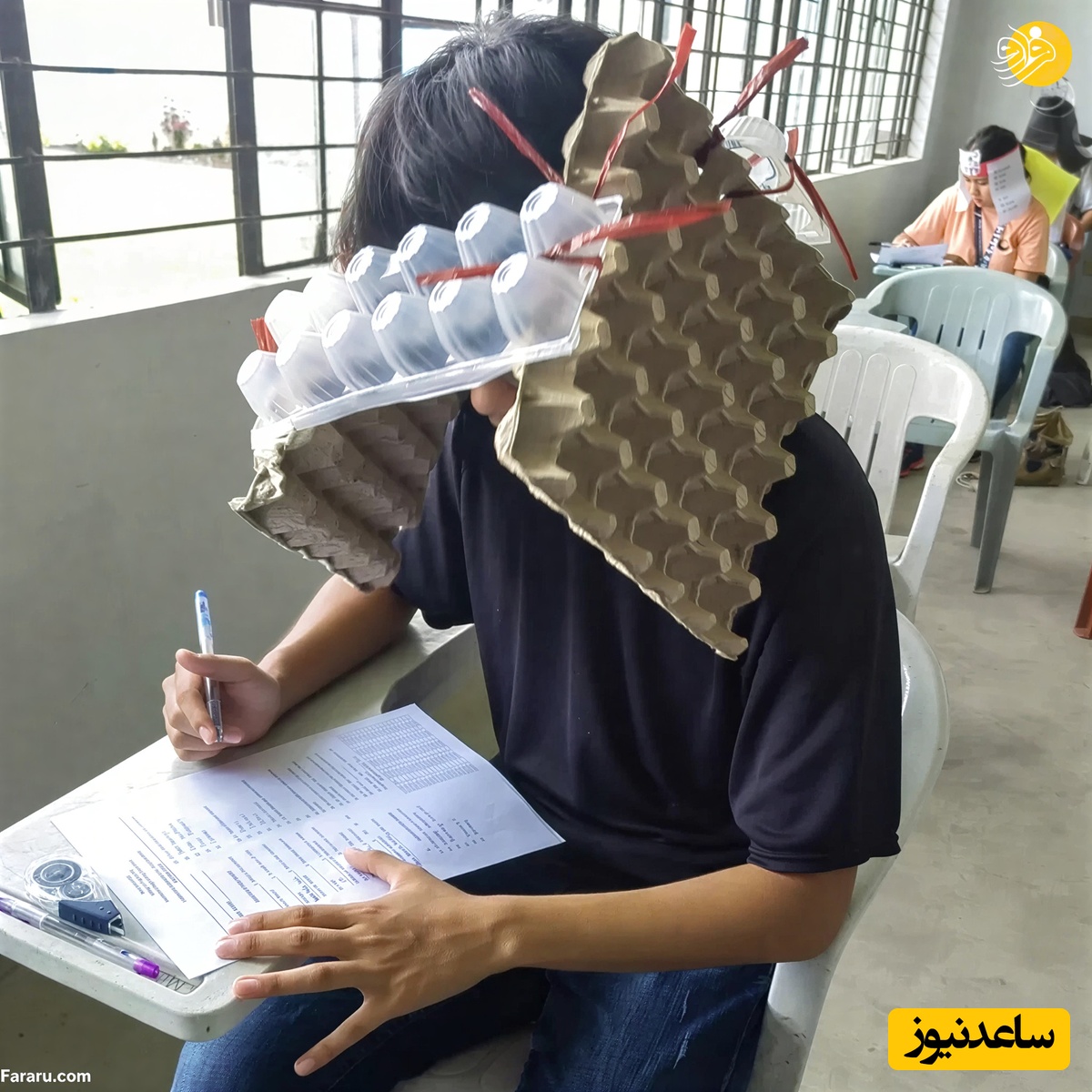 (ویدیو) موقعیت: وقتی واسه امتحان چیزی نخوندی و معلم مثل جغد بالا سرته/ تقلب یا وحی الهی؟😂