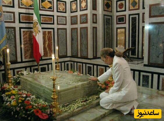 صلوات و فاتحه سلطنت پرستان کودن سر قبر محمدرضا پهلوی/ جلبک مغز فقط خودتون و بس!