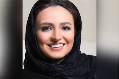 چیدمان سفره هفت سین خاص و لاکچری گلاره عباسی آباجی سریال بامداد خمار/ از دست و پنجه اش هنر میباره😍