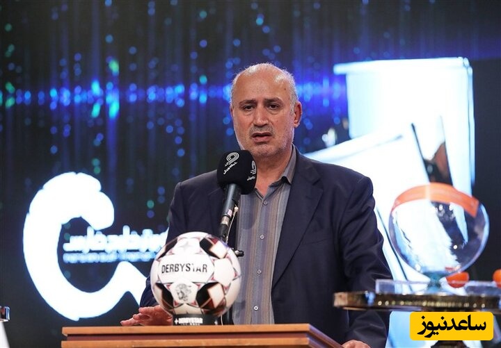 رئیس فدراسیون فوتبال دوشا دوش مردم در تجمعات خیابانی/ عکس