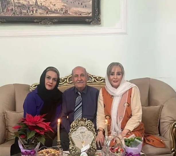 نگاهی به چیدمان شیک و ایرانی پسند منزل  شیوا خسرومهر، بازیگر سریال «بچه مهندس»/ از مبلمان مدرن و پرده‌های اعیانی تا لوستر مجلل