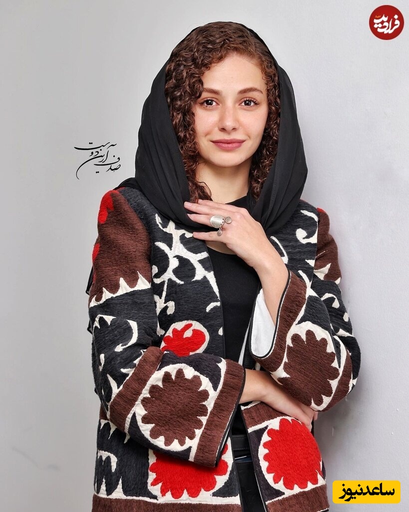 بارش تخم مرغ بر سر مهتاب ثروتی/ حمله به مهتاب ثروتی بازیگر سریال خاتون در تئاتر!!!