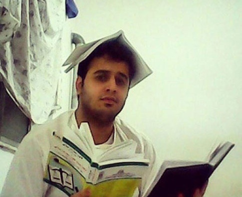 (ویدیو) طنز دانشجویی: در خابگاه پسرانه چه می‌گذرد/ ولی زندگی رو اون داداشمون برده که ریلکس داره چایی میخوره 😂