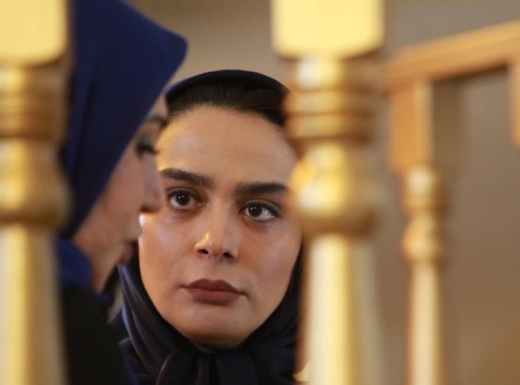 ویدئوی غم انگیز از خانه آسیب دیده مارال فرجاد در جنگ/ به من دروغ گفتن تا گریه نکنم!