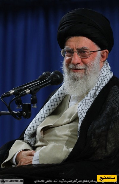 (ویدئو) شعری که قسمت نشد شاعر معاصر در محضر آقا بخواند!