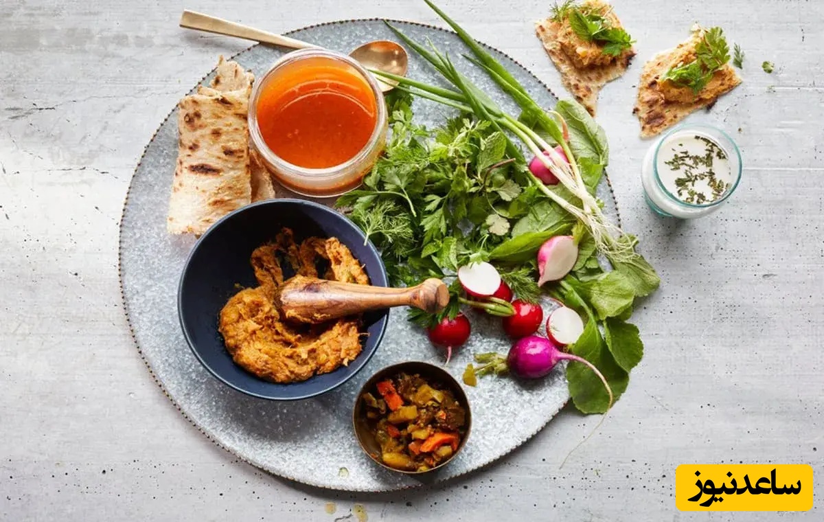 طرز تهیه آبگوشت خربزه سمنانی، غذای عجیب و خوشمزه‌ای که باید امتحان کنید