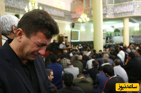 مراسم ختم مادر امیر قلعه‌نویی زیر ذره‌بین؛ از حضور پیمان معادی، عادل فردوسی‌پور، پویا امینی، جواد نکونام و... تا انبوه تاج‌گلهای اعیانی و بنرهای تسلیت+عکس/ روحش شاد