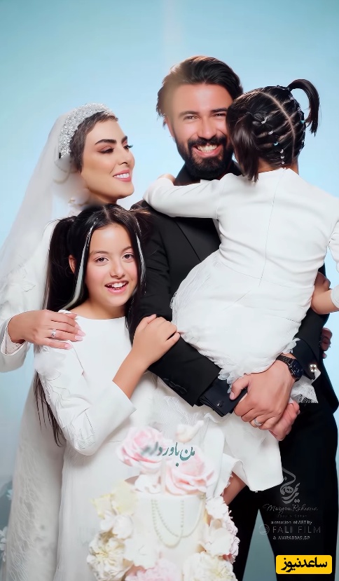 نگاهی به جشن سالگرد ازدواج پرطمطراق خانواده 4 نفره نیلوفر شهیدی با حضور رستا و خواهر کوچکترش/ نیلوفر شهیدی: و حالا چیستا به زندگی ما اومد در سالگرد روزی که قدم در راه عشق گذاشتیم...