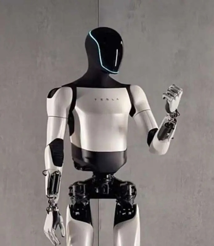 (ویدیو) این لباس انسان رو به ربات تبدیل میکنه!/ این چینیا دیگه شورشو درآوردن!😳