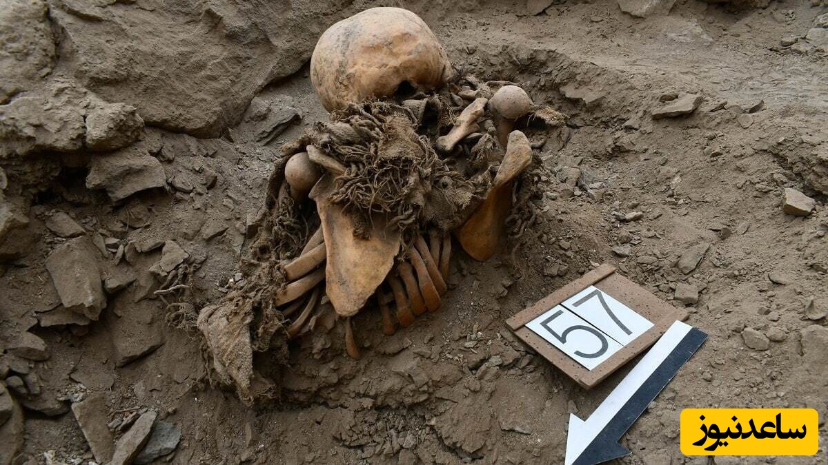 کشف عجیب پژو با جمجمه و اسکلت انسان پس از 15 سال از زیر خاک در حوالی اهواز + فیلم