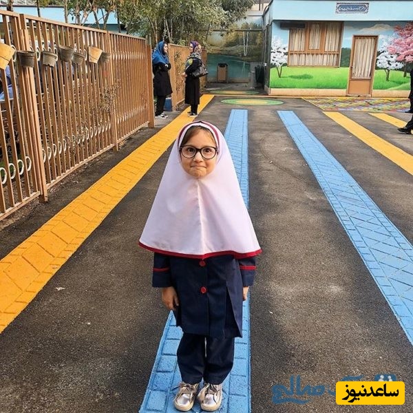 نبات دختر شاهرخ استخری