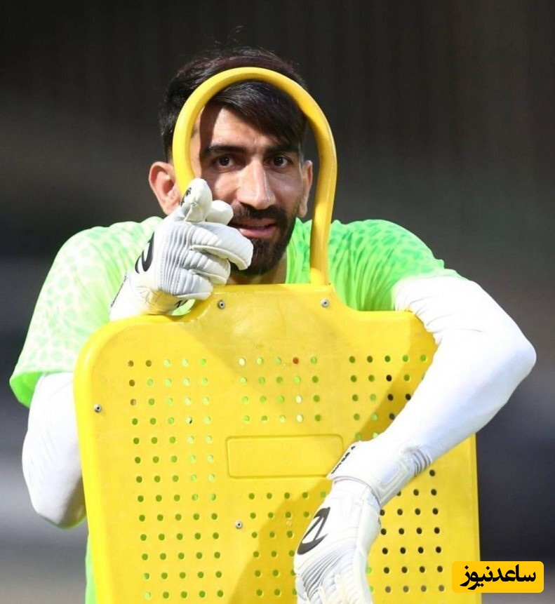 ویدئو/علیرضا بیرانوند جا پای جواد خیابانی گذاشت: حماسه ای خنده‌دار از دروازه بان تراکتور با آموزش شیرین زبان انگلیسی😂