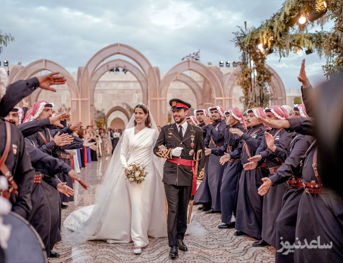 تسبیح عجیبی که به میهمانان مراسم ازدواج ولیعهد اردن اهدا شد +عکس