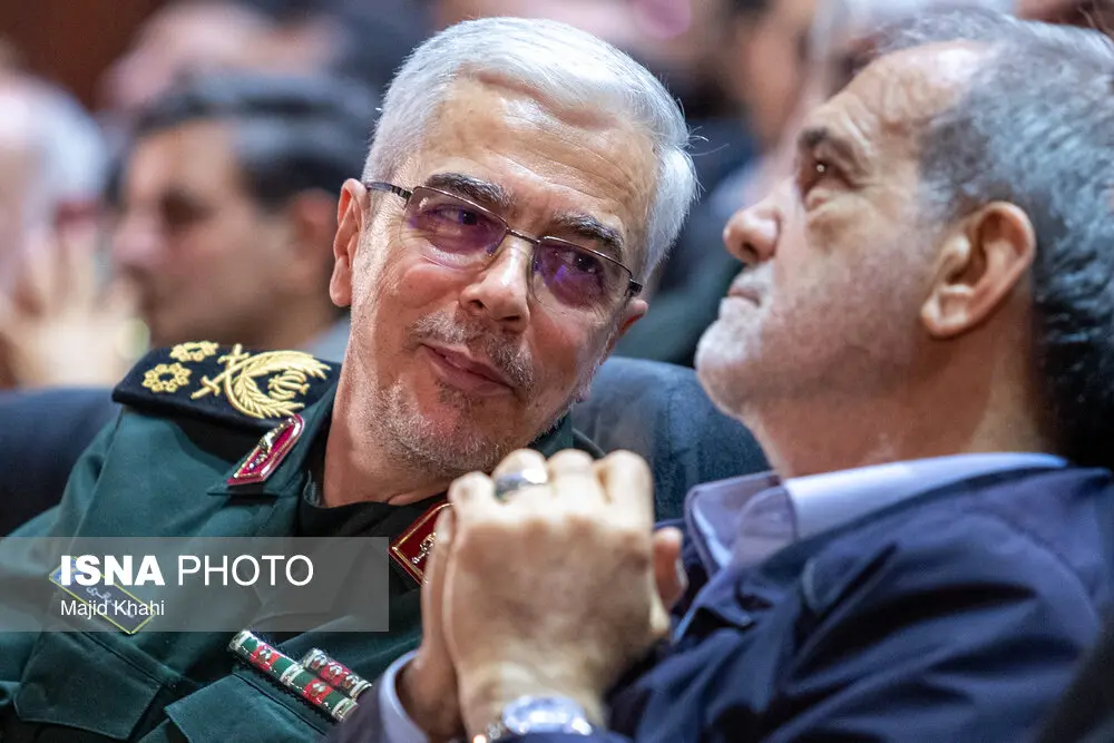 دفاع جانانه سرلشکر باقری از پزشکیان: این کاملا غلطه که رئیس‌جمهور مانع اجرای وعده صادق 3 است من هنوز در این‌ باره از ایشان...+ویدیو