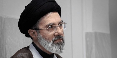 ببینید| لحظه دردناک باخبر شدن محمدباقر، فرزند رهبر معظم انقلاب از شهادت مادر و پدربزرگشان؛ از روضه‌خوانی برای مادر تا کشیدن کار به بیمارستان پس از...