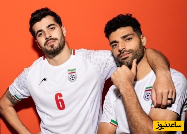 لحظه زیبای اعطای توپ طلا به مهدی طارمی توسط سعید عزت اللهی/ قشنگی رفاقت بچه های تیم ملی رو ببینید!+فیلم