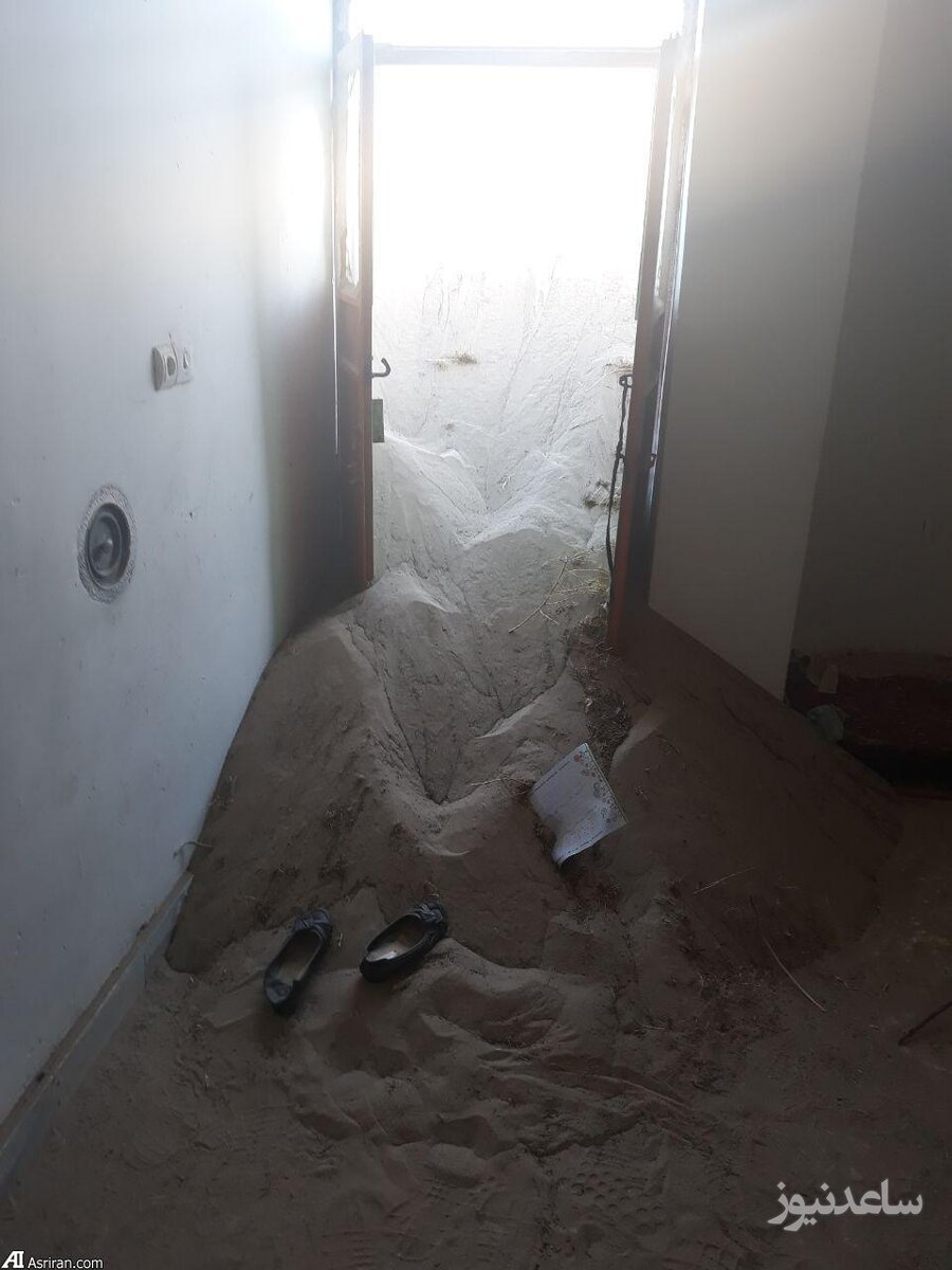 (فیلم) طوفان شن در سیستان و بلوچستان خانه ها را زیر شن دفن کرد!