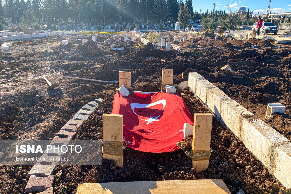 قبرستانی در منطقه آدیامان پس از زلزله7/8 ریشتری ترکیه