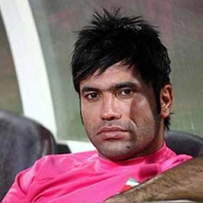 علیرضا نیکبخت: بابای ما یکبار اومد استادیوم ما هم هتریک کردیم رفتم خونه دیدم همه دارن میزنن رو سرشون فهمیدم پدرم کلانتریه چون...+فیلم