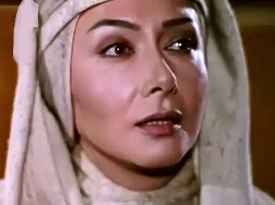 دوبلۀ «پاکستانی» سریال یوسف پیامبر؛ صحبت‌های زلیخا در فراق یوسف