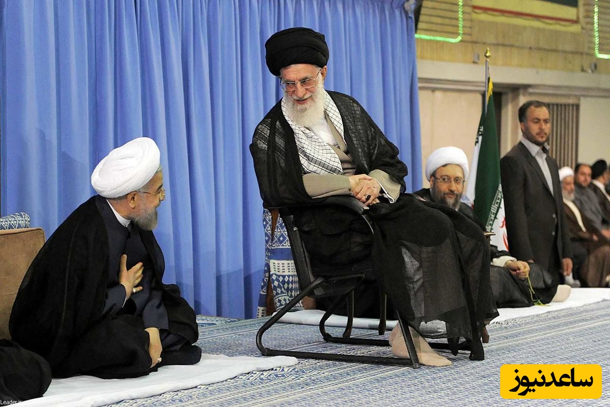 لحظاتی دیدنی از نماز خواندن رهبر معظم انقلاب و حسن روحانی بر روی عرشه یک کِشتی جنگی +عکس