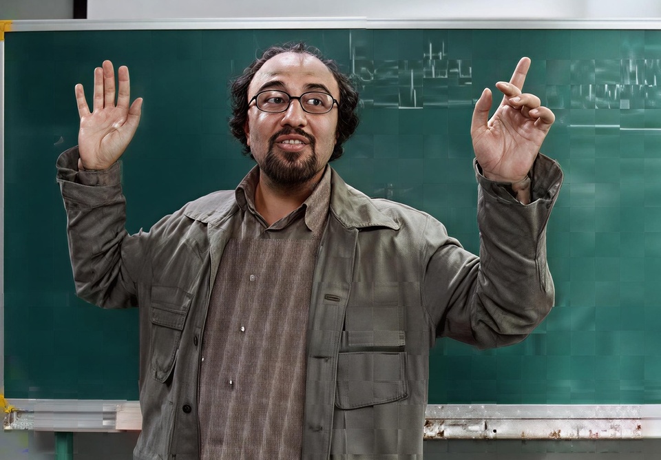 (ویدیو) خنده‌دار ترین خاطره‌ی رضا عطاران از آشنایی با دخترای کلاس!/ ببخشید شما زن دارین؟😂