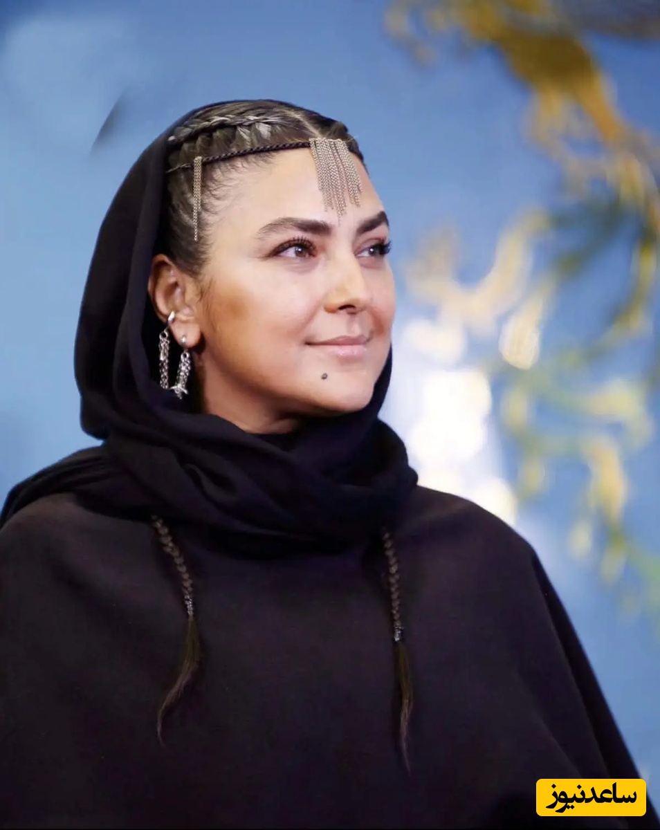 روش هوشمندانه هدی زین العابدین برای به رخ کشیدن اکسسوری هایش😍🥰