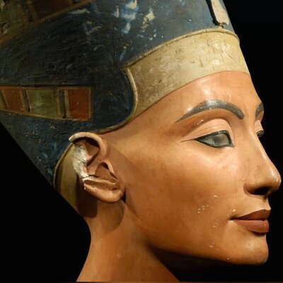 (عکس) شبیه ترین چهره امروزی به زیباترین ملکه مصر باستان، نفرتیتی شناسایی شد/ دیدین چقدر شبیه؟