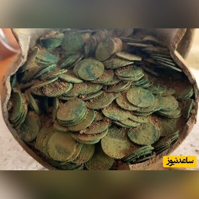 لحظه شگفت انگیز کشف یک ظرف باستانی پر از طلا توسط یک شکارچی گنج خوش شانس+ویدیو