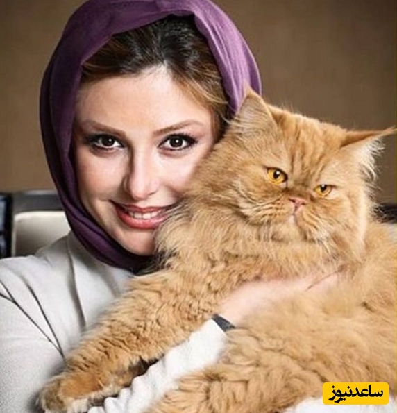 نگاهی به مانتو پاییزی نیوشا ضیغمی بازیگر ایرانی در پارک +عکس/ چه ترکیبی چه استایلی