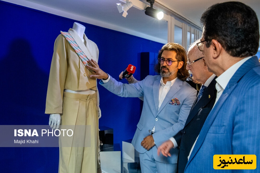 دادِ مشاور وزیر فرهنگ هم از جشنواره مد و لباس فجر درآمد؛ بلوز بالای ناف بر تن مانکن جشنواره! +ویدیو