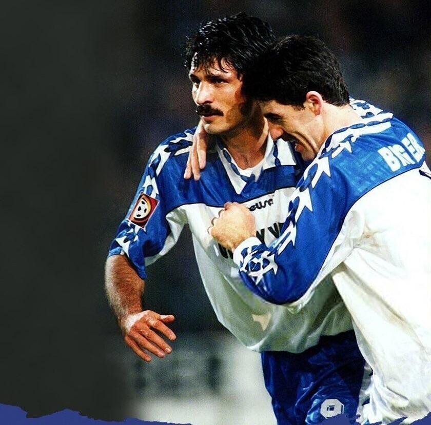 نوستالژی فوتبالی؛ سوپرگل 30 متری زیبا و جادویی کریم باقری با پاس دقیق علی دایی+فیلم