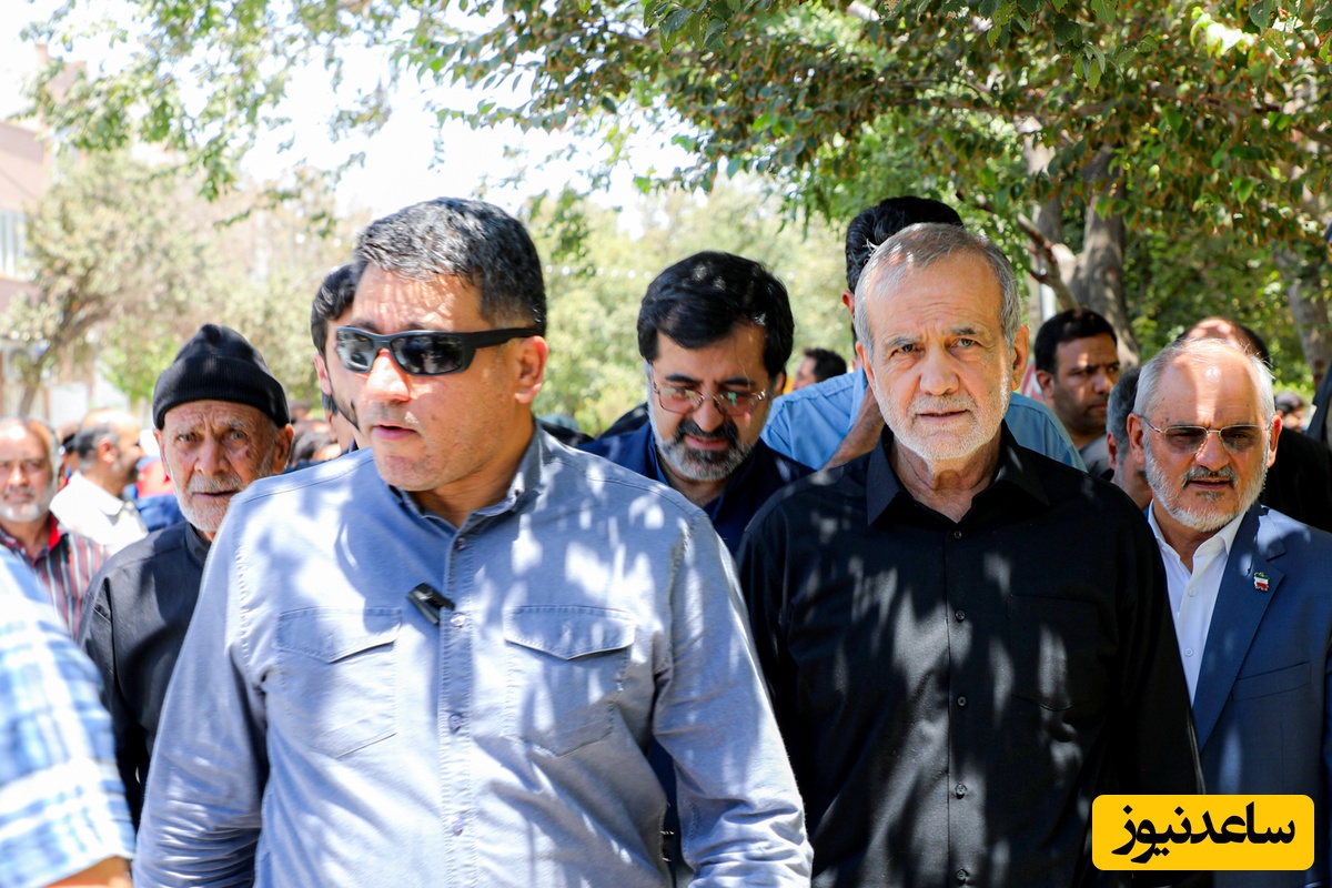 (عکس) سلفی با رئیس جمهور تو روز روشن در شلوغ‌ترین نقطه شهر / کجای دنیا رئیس جمهور اینطوری بین مردمه؟