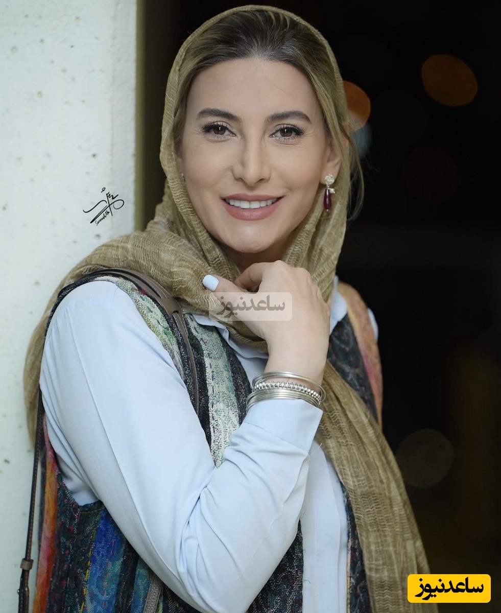 گوشواره جواهر شیک فریبا نادری برای یک مهمانی شام خودمانی در رستوران + عکس