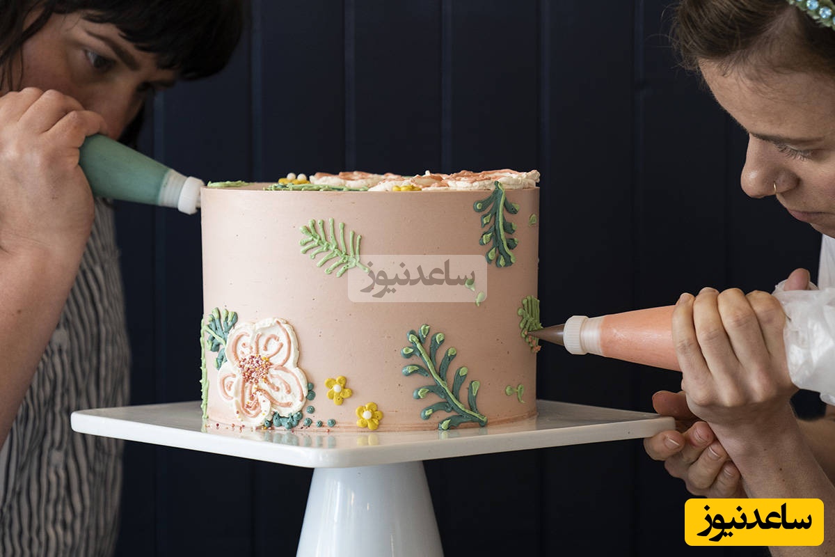 ابتکار منحصربفرد قناد شیرازی در طراحی و پخت کیک با چاشنی قیمت دلار و سکه+عکس/ بازتاب اقتصاد روز در طراحی کیک!